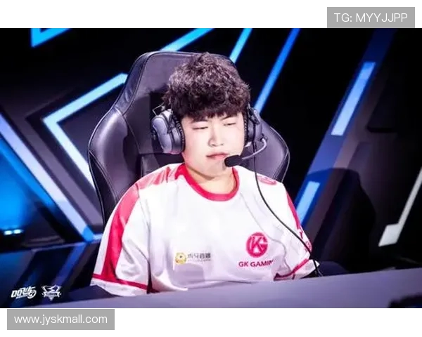 重庆斯威对阵广州富力视频直播前瞻与赛场看点解析焦点战术与球员表现